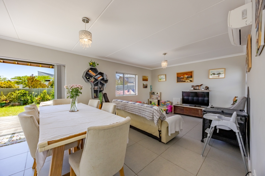 3 Bedroom Property for Sale in Burgundy Estate Western Cape